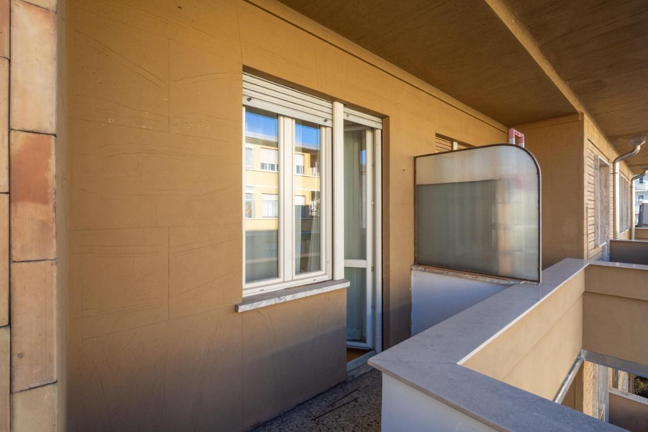 Toc-Toc Apartment A 10 Min Dall'Ospedale Maria Vittoria Turin Exterior photo